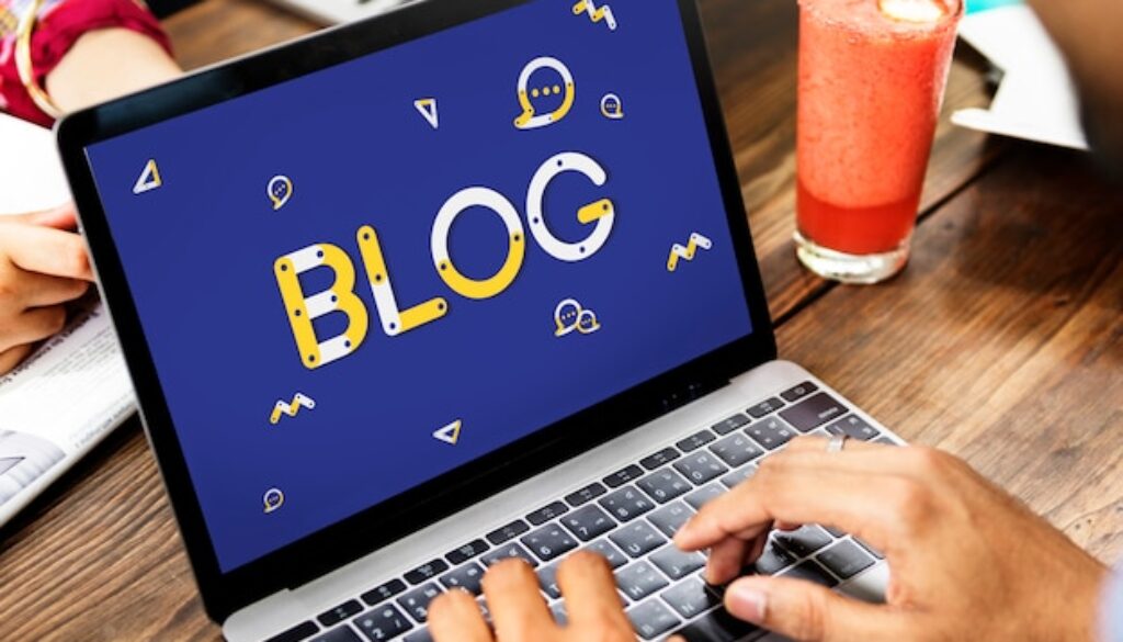 online-blog_53876-85926
